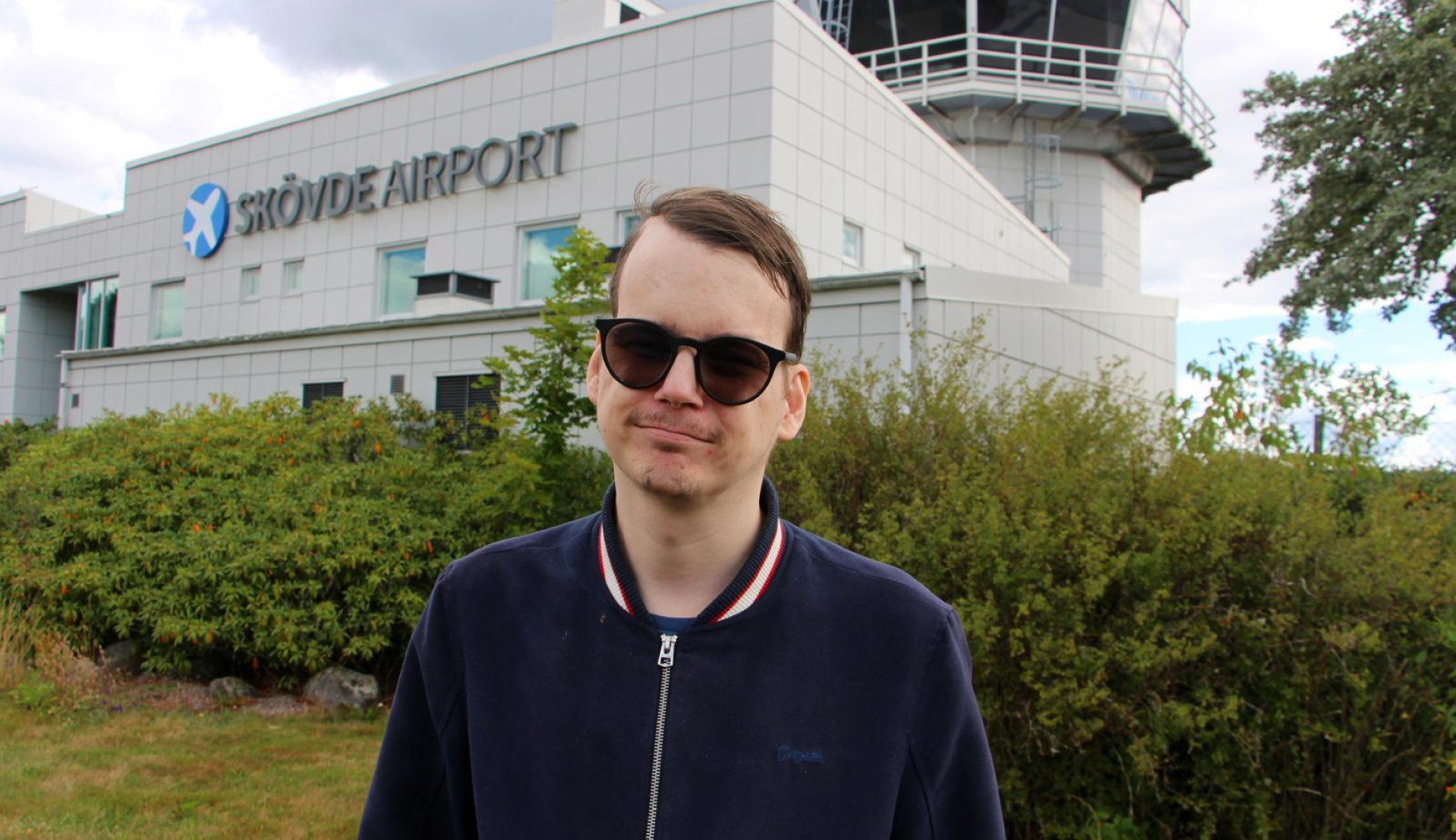 Portrait of Rickard Wahlander with Skövde Airport backdrop